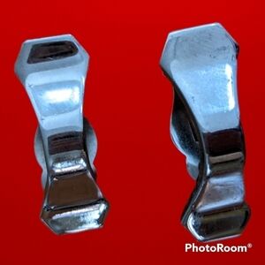 ⭐Sperry Silver tone costume clip on earrings Vintage